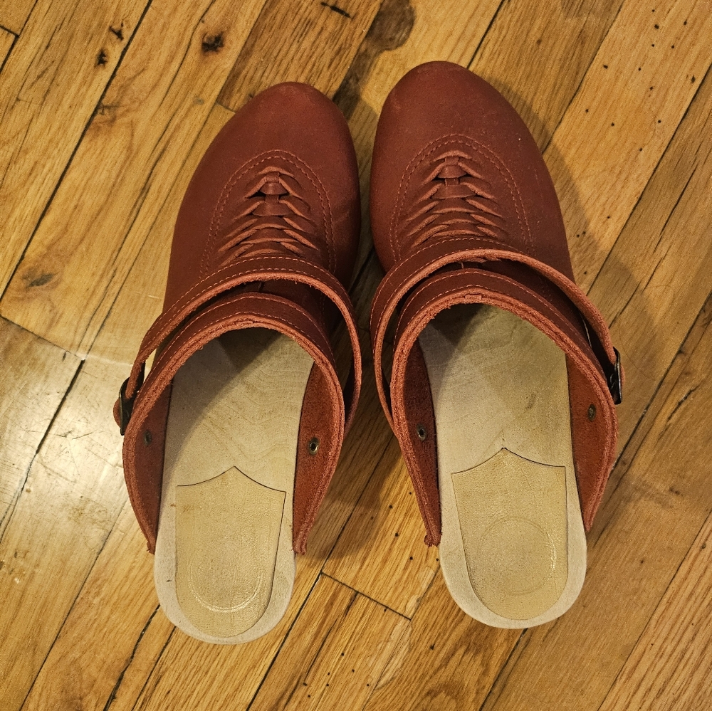 No 6 mule clogs size 41 oxblood red